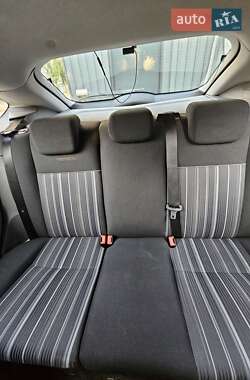 Хэтчбек Ford Focus 2009 в 