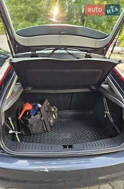 Хэтчбек Ford Focus 2009 в 