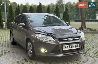 Седан Ford Focus 2013 в 