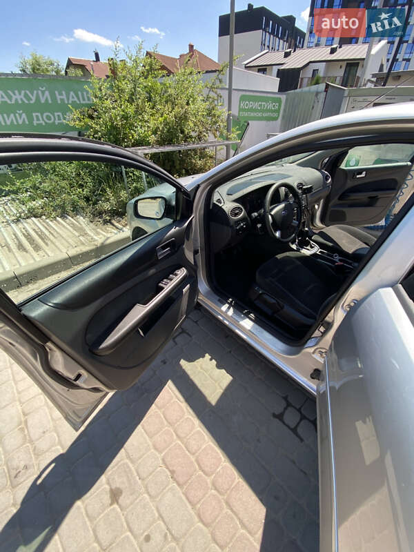 Хэтчбек Ford Focus 2005 в Ивано-Франковске