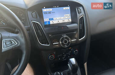 Седан Ford Focus 2017 в 