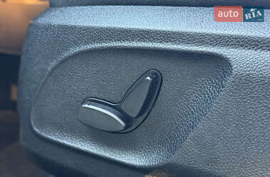 Хэтчбек Ford Focus 2009 в 