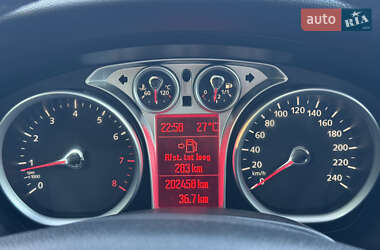 Хэтчбек Ford Focus 2009 в 