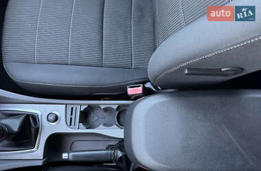 Хэтчбек Ford Focus 2009 в 