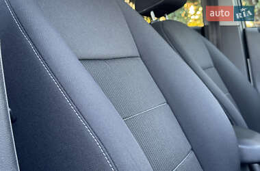 Хэтчбек Ford Focus 2009 в 