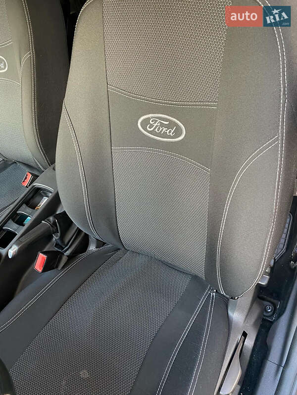 Универсал Ford Focus 2015 в Львове фото 9 Универсал Ford Focus 2015 в Львове