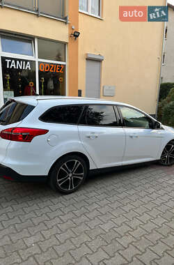 Универсал Ford Focus 2015 в 