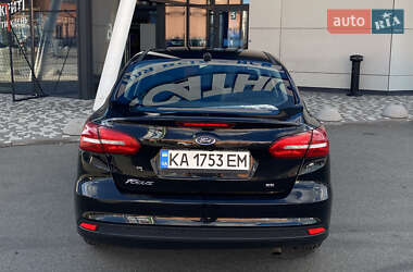 Седан Ford Focus 2017 в 