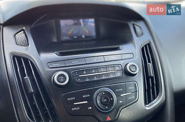 Седан Ford Focus 2017 в 