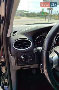 Универсал Ford Focus 2010 в 