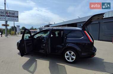 Универсал Ford Focus 2010 в 