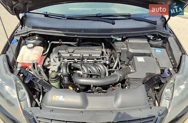 Универсал Ford Focus 2010 в 