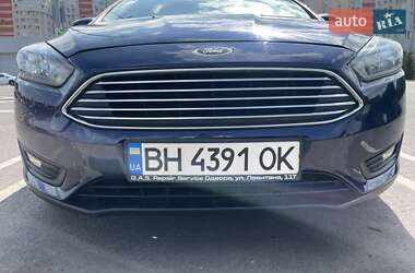 Хэтчбек Ford Focus 2017 в 