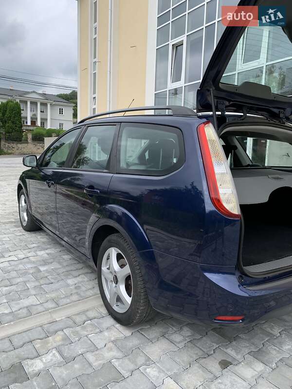 Универсал Ford Focus 2010 в Кременце