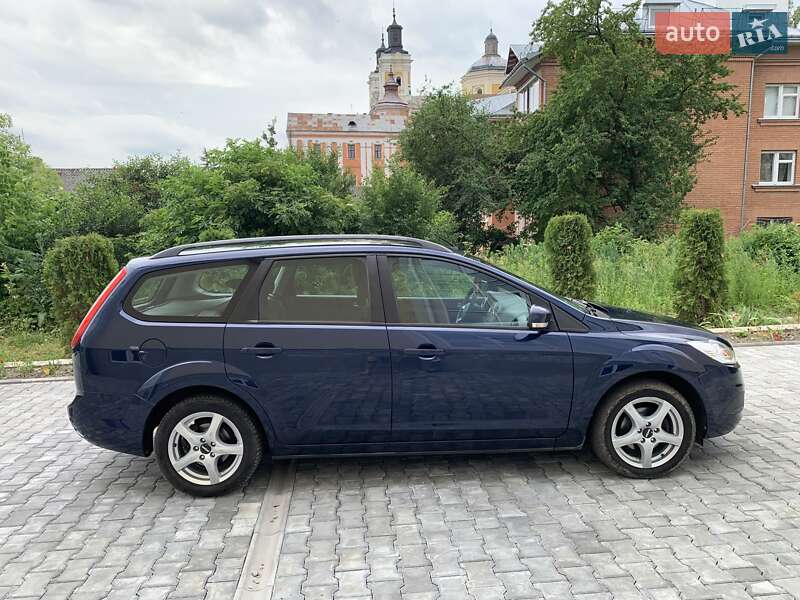 Универсал Ford Focus 2010 в Кременце