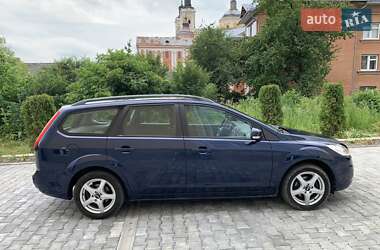 Универсал Ford Focus 2010 в 