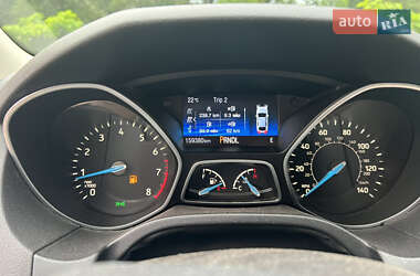 Хэтчбек Ford Focus 2016 в 