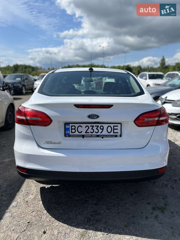 Седан Ford Focus 2017 в Львове