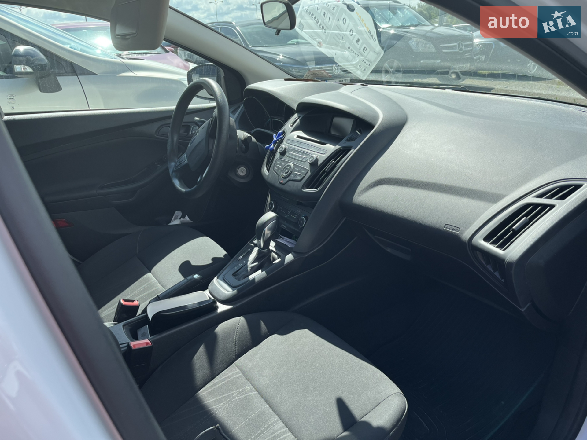 2017 Ford Focus - мініатюра 17