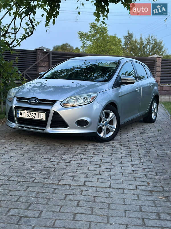 Хэтчбек Ford Focus 2012 в Ивано-Франковске