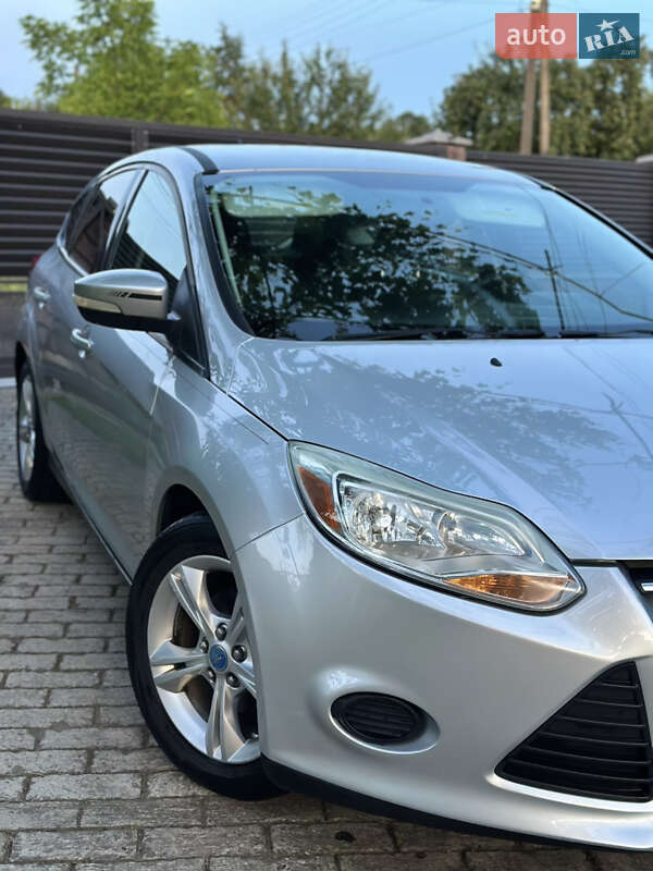 Хэтчбек Ford Focus 2012 в Ивано-Франковске