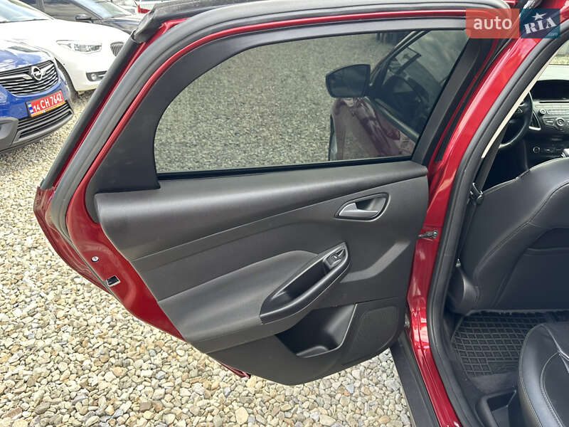 Седан Ford Focus 2015 в Ивано-Франковске