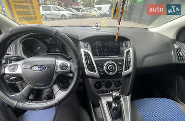 Универсал Ford Focus 2012 в 