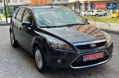 Хэтчбек Ford Focus 2009 в 