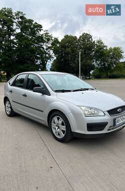 Хэтчбек Ford Focus 2007 в 