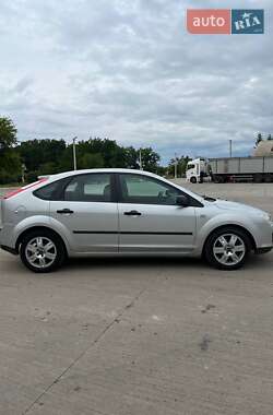 Хэтчбек Ford Focus 2007 в 
