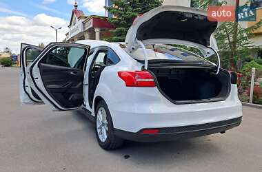Седан Ford Focus 2017 в 