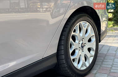 Универсал Ford Focus 2012 в 