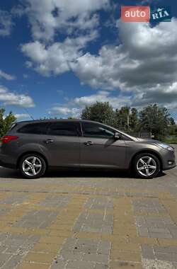 Универсал Ford Focus 2015 в 