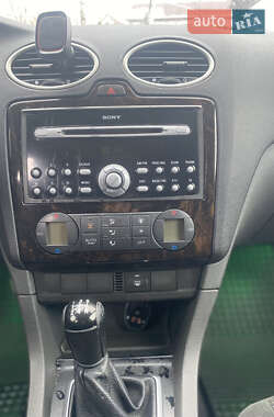 Седан Ford Focus 2006 в 