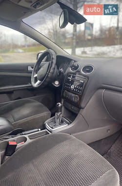 Седан Ford Focus 2006 в 