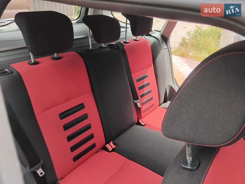 Универсал Ford Focus 2009 в Остроге