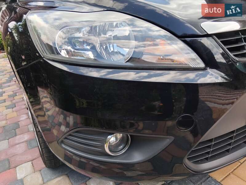 Универсал Ford Focus 2009 в Остроге