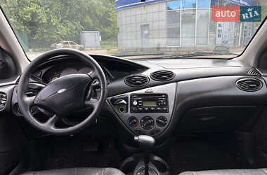 Седан Ford Focus 1998 в 