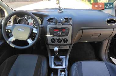 Универсал Ford Focus 2010 в 