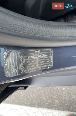 Хэтчбек Ford Focus 2013 в 