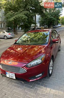 Седан Ford Focus 2015 в 