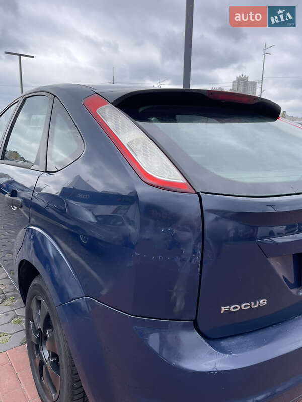Хэтчбек Ford Focus 2011 в Киеве