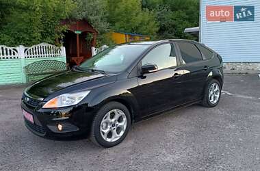 Хэтчбек Ford Focus 2008 в Дубно