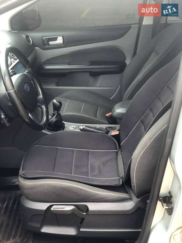 Универсал Ford Focus 2010 в Теофиполе