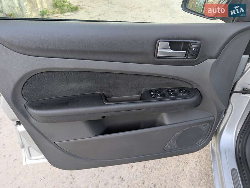 Универсал Ford Focus 2006 в Львове