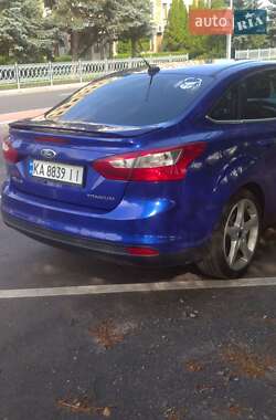 Седан Ford Focus 2013 в 