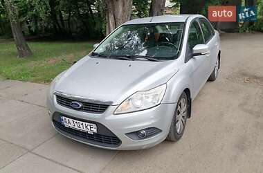 Седан Ford Focus 2010 в 