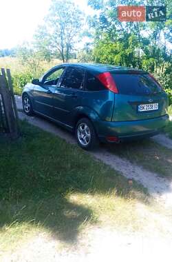 Хетчбек Ford Focus 2000 в 