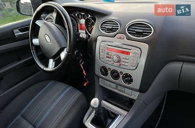 Хэтчбек Ford Focus 2008 в 