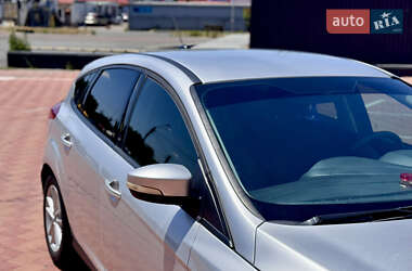 Хэтчбек Ford Focus 2017 в 